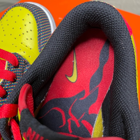 Nike Dunks - Picture 8 of 9